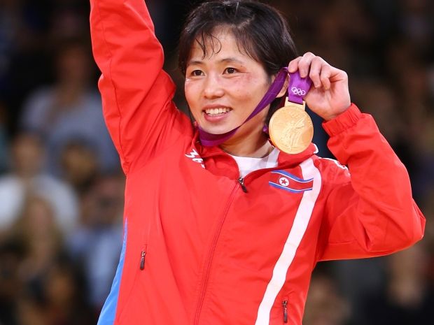 Uradowana Kum Ae An (fot. Getty Images)