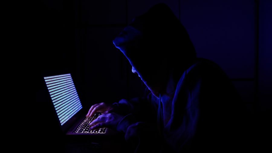 32% of Polish firms experienced cybersecurity incidents in 2024, Eurostat reported. Photo: Jakub Porzycki/NurPhoto/Getty Images.