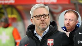 Jerzy Brzęczek i Piotr Stokowiec (fot. Getty Images / Radio Dla Ciebie) Na zdjęciu widać dwóch trenerów – jeden z nich stoi przy linii bocznej boiska w kurtce z godłem Polski, drugi pokazany jest w ujęciu z rozmowy przed mikrofonem. Fotografia ilustruje temat wzajemnego szacunku i uznania między szkoleniowcami – Piotr Stokowiec pochwalił w niej Jerzego Brzęczka za jego wkład w rozwój młodych polskich piłkarzy, podkreślając potrzebę refleksji i „bicia się w pierś” w polskiej piłce (fot. Getty Images / Radio Dla Ciebie)