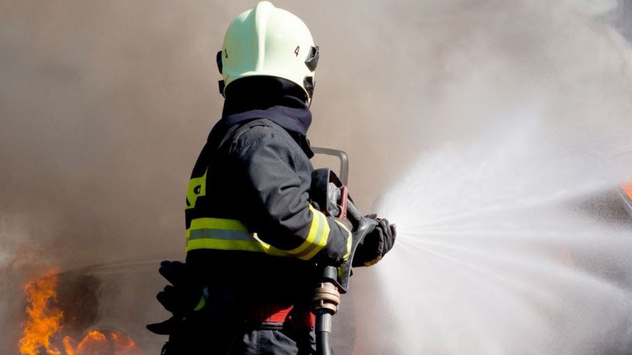 Przyczyny pożaru będzie badała policja (fot. Shutterstock/Martin Kucera) Przyczyny pożaru będzie badała policja (fot. Shutterstock/Martin Kucera)