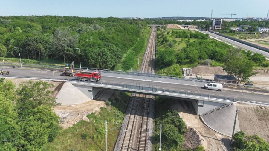Przejazd kolejowy, ul. Golęcińska, ul. Lutycka, wiadukt ul. Golęcińska, Poznań (fot. Poznan.pl)