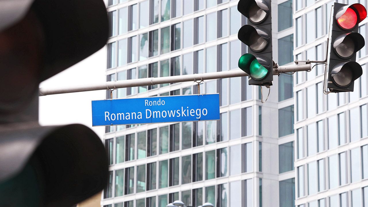 Rondo Romana Dmowskiego w Warszawie (fot. arch.PAP/T.Gzell)