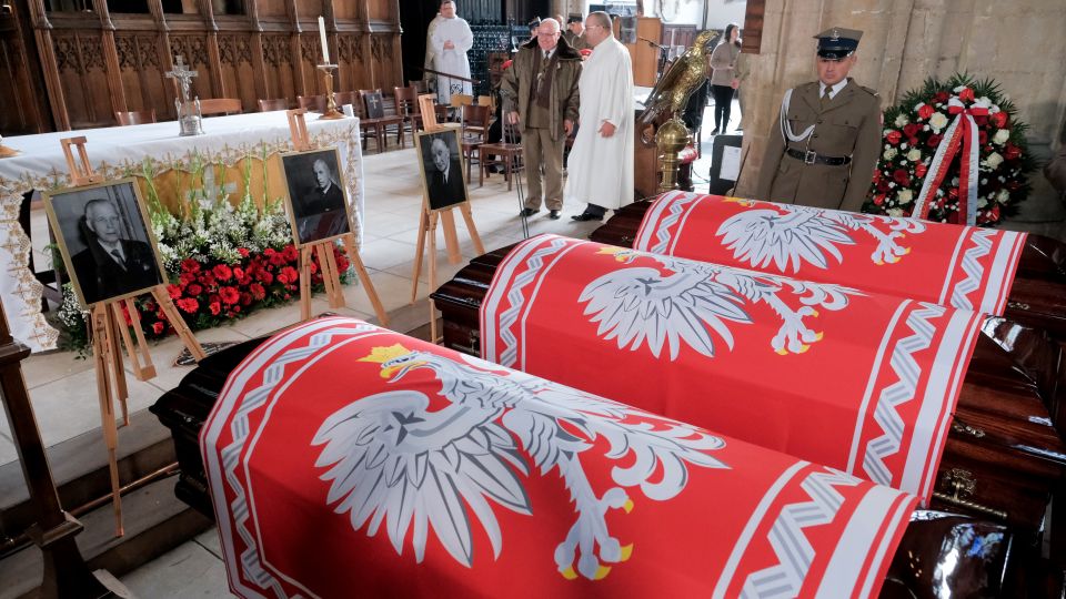 Do Polski wracają szczątki polskich prezydentów na uchodźstwie
