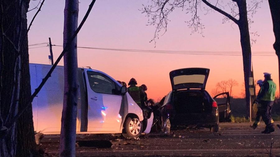 Kraksa Trzech Aut Pod Jaksicami Sa Ranni Kraksa Trzech Aut Pod Jaksicami Sa Ranni