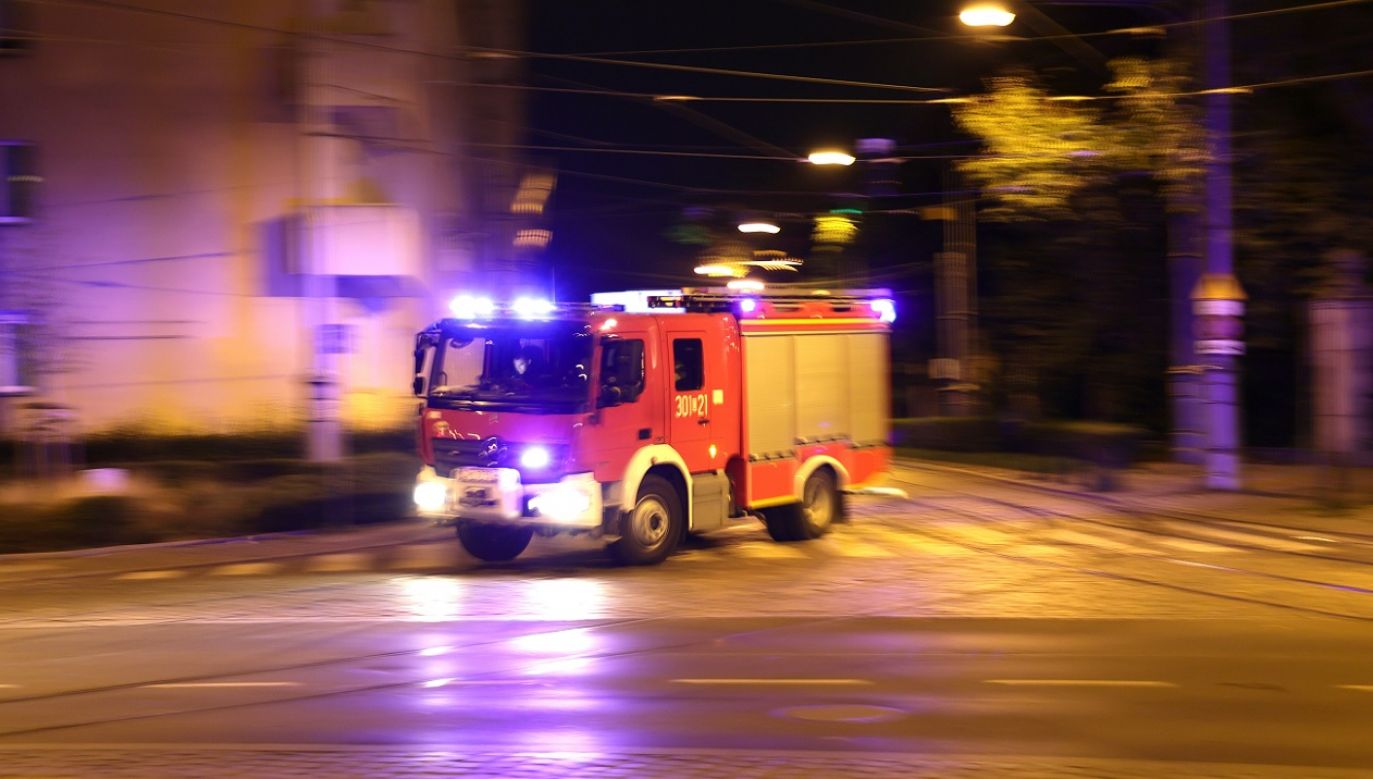 W akcji gaśniczej biorą udział strażacy PSP i OSP (fot. Shutterstock, zdj. ilustracyjne)