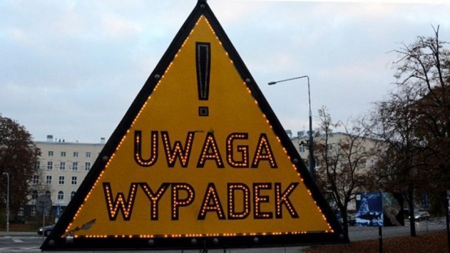 12-latka potrącona na pasach. Jest w stanie ciężkim