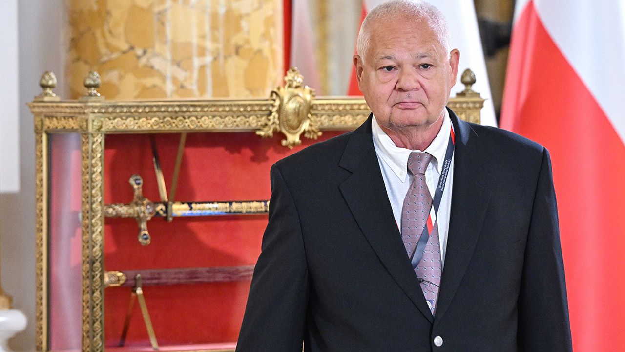 Wystraszyli się paniki inwestorów. Rząd po cichu „oszczędził” szefa NBP