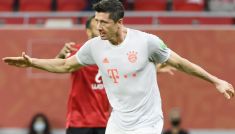 Robert Lewandowski w meczu Al Ahly – Bayern Monachium (fot. Getty)