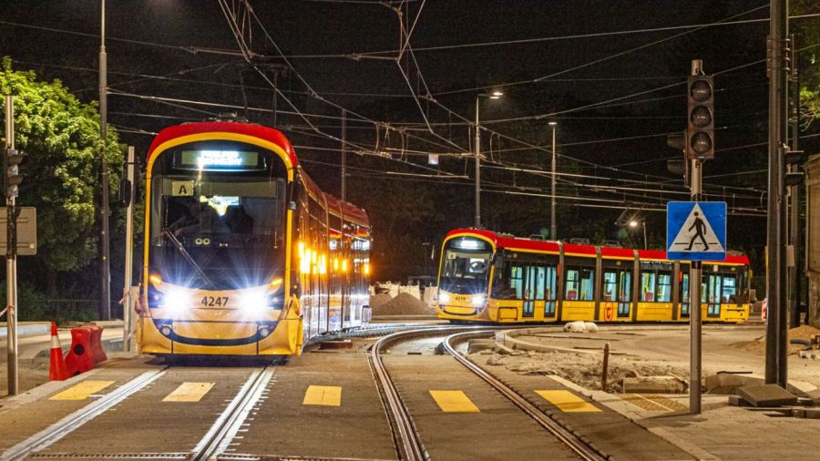 tramwaj 11 warszawa gagarina