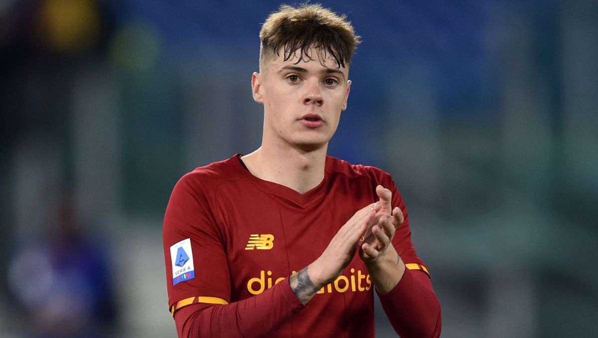 Nicola Zalewski Viên Ngọc Ba Lan Rực Sáng Tại AS Roma