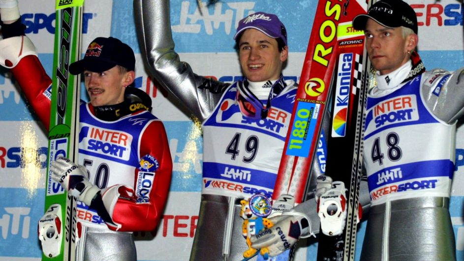 Małysz (L), Schmitt, Ahonen (P) – podium MŚ na skoczni dużej