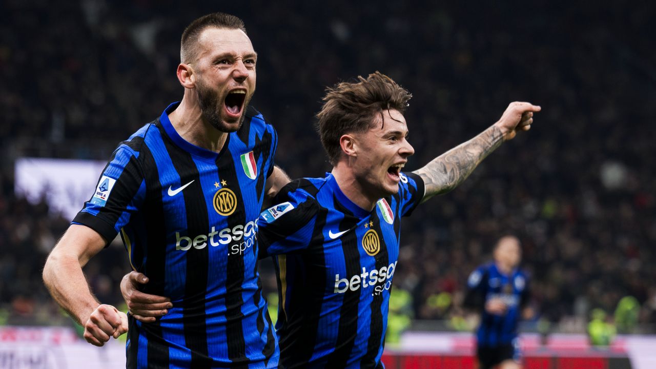 Nicola Zalewski w swoim debiutanckim meczu w Interze (fot. Getty Images)