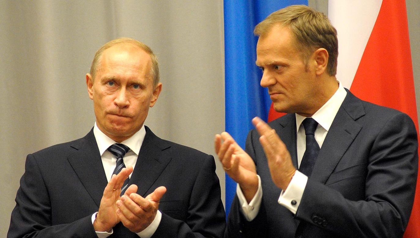 Władimir Putin i Donald Tusk (fot. Adam Chelstowski / Forum)