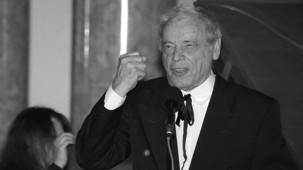 Bernard Ładysz miał 98 lat (fot. arch.PAP/Paweł Kula) Bernard Ładysz miał 98 lat (fot. arch.PAP/Paweł Kula)