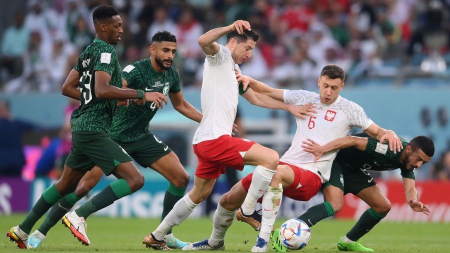 Czy następca Michała Probierza będzie widział miejsce w kadrze dla Roberta Lewandowskiego? (fot. TVP Sport)