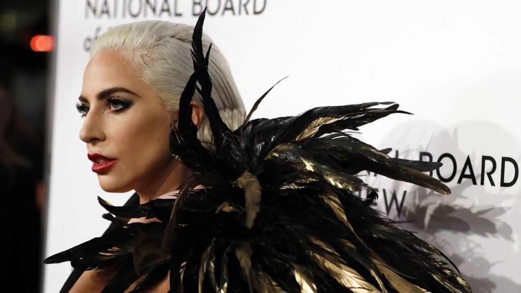 „Moja rodzina jest cool. Tata pochodzi z New Jersey, sam grał w zespołach, chciał iść w ślady Bruce’a Springsteena” mówi Lady Gaga. Fot. PAP