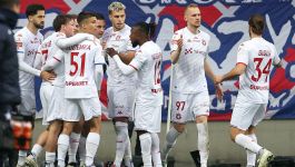 Terminarz Betclic 1 Ligi 2025/26 (fot. PAP/Łukasz Gągulski) Terminarz Betclic 1 Ligi 2025/26. Kiedy mecze sezonu? Sprawdź kalendarz