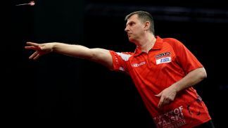 Krzysztof Ratajski we wtorek zagra w meczu 2. rundy World Matchplay (fot. Getty)