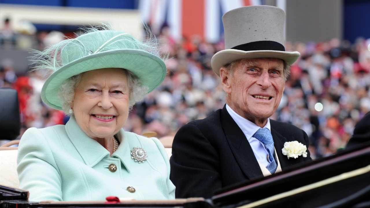 Od połowy marca królowa z księciem Filipem przebywa na zamku w Windsorze (fot. PAP/EPA/ANDY RAIN) Od połowy marca królowa z księciem Filipem przebywa na zamku w Windsorze (fot. PAP/EPA/ANDY RAIN)