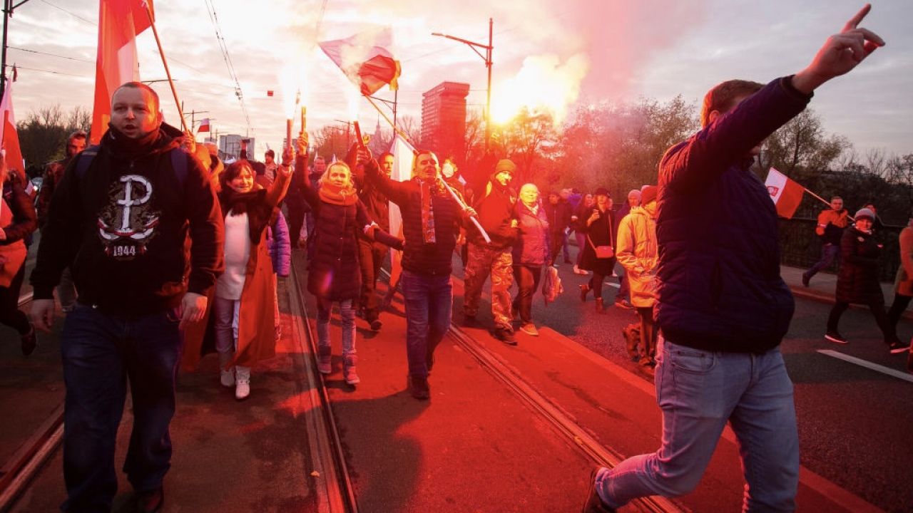 Jeden z Marszów Niepodległości (fot. Krystian Dobuszynski/NurPhoto via Getty Images) Jeden z Marszów Niepodległości (fot. Krystian Dobuszynski/NurPhoto via Getty Images)