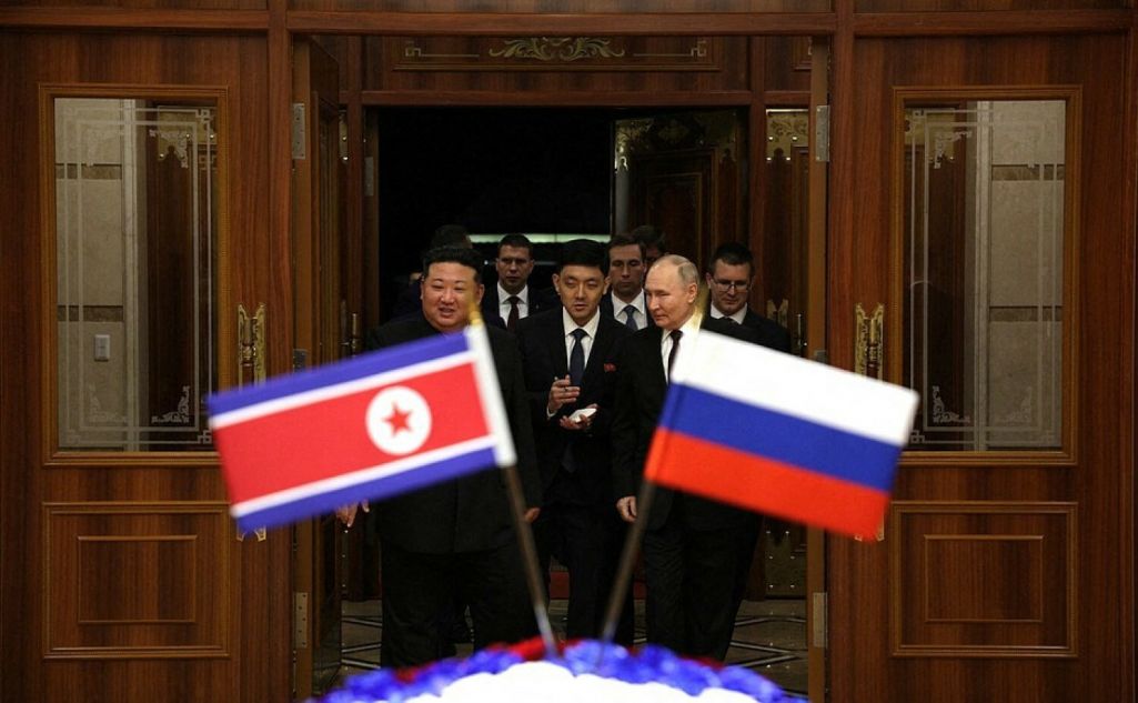 Здымак мае ілюстрацыйны характар. Сустрэча Уладзіміра Пуціна і Кім Чэн Ына ў Пхеньяне, Паўночная Карэя. 18 чэрвеня 2024 года. Kremlin Press Office / Anadolu Press / Abaca Press / East News