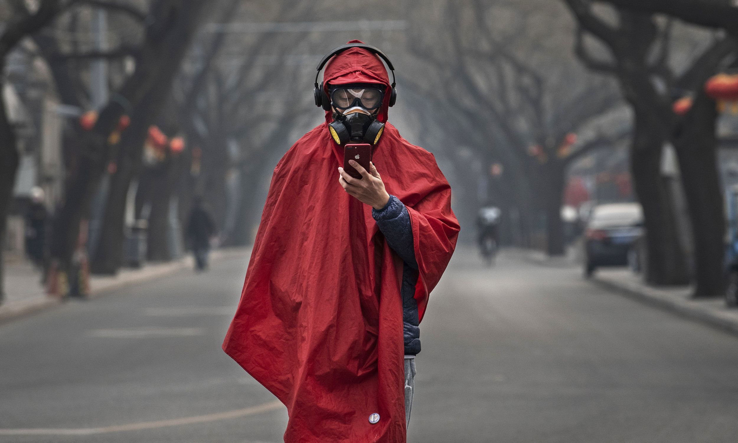 Opustoszała pekińska ulica, 26 stycznia 2020. Fot. Kevin Frayer/Getty Images