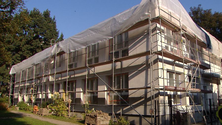 Kraków i Tarnów inwestują w edukację! Ponad 200 mln zł na remonty i nowe obiekty w krakowskich szkołach.