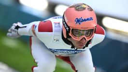 Jan Hoerl, Stefan Kraft i Daniel Tschofenig (fot. Getty Images)