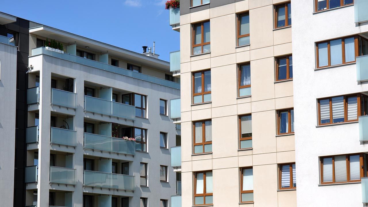 Dopóki w Polsce nie zapełni się luki mieszkaniowej, ceny sprzedaży i najmu będą wysokie (fot. Shutterstock/Gold Picture)