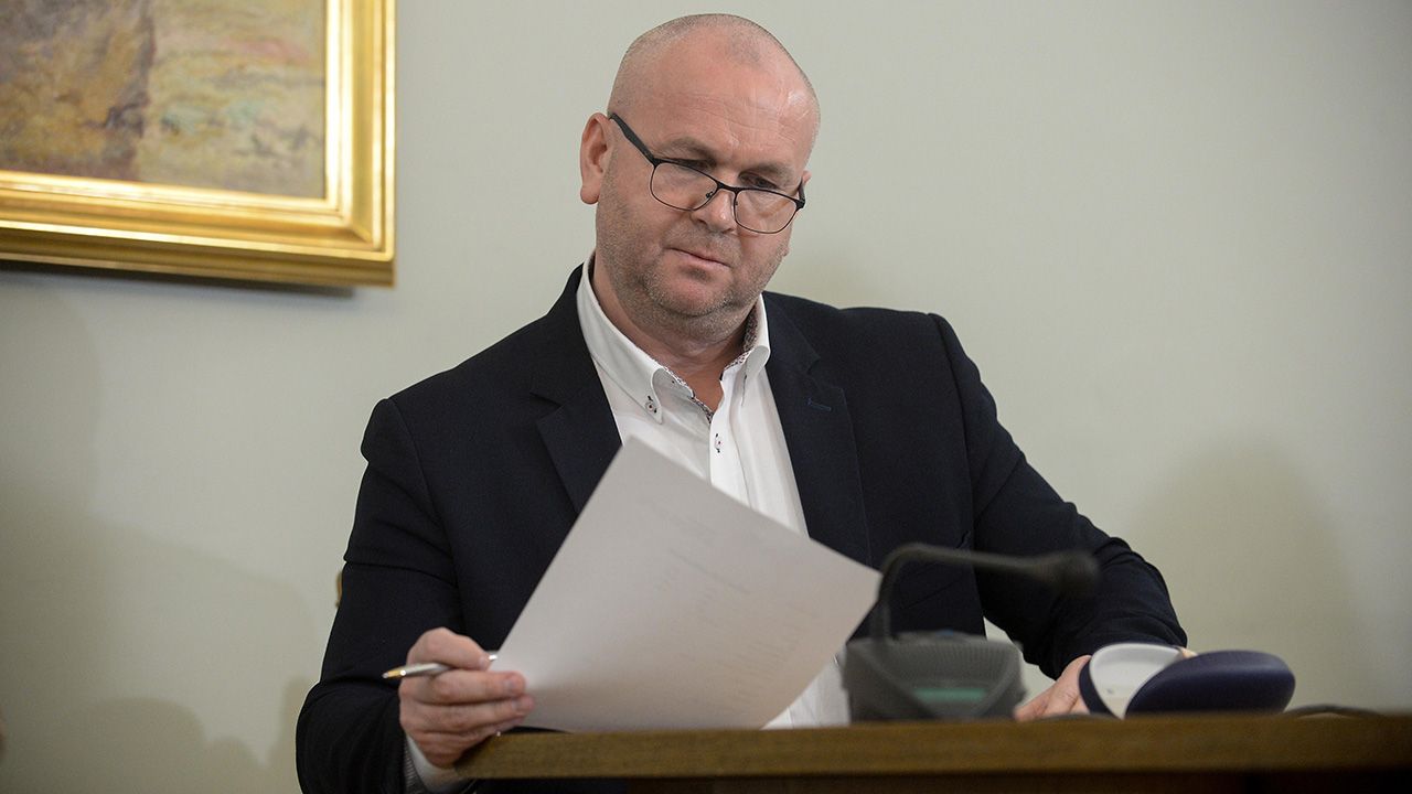 Były szef CBA wystosowal list do Federacji Stowarzyszeń Służb Mundurowych RP (fot. arch. PAP/Marcin Obara) Były szef CBA wystosowal list do Federacji Stowarzyszeń Służb Mundurowych RP (fot. arch. PAP/Marcin Obara)