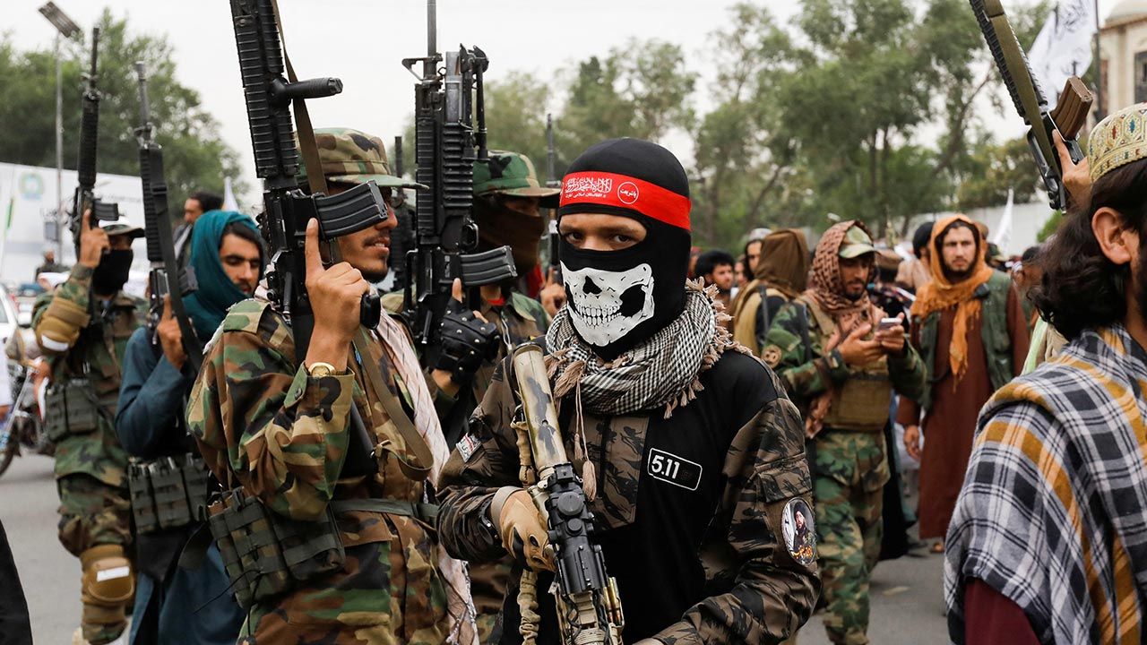 Talibowie rządzą w Afganistanie od sierpnia 2021 roku (fot. ALI KHARA / Reuters / Forum, zdjęcie ilsutracyjne)