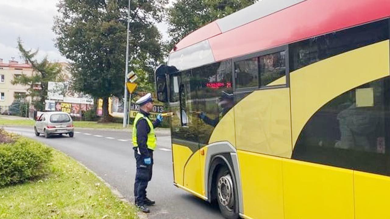 Małopolska policja prowadzi we wrześniu akcję „Bezpieczna droga do szkoły” (fot. Policja) Małopolska policja prowadzi we wrześniu akcję „Bezpieczna droga do szkoły” (fot. Policja)