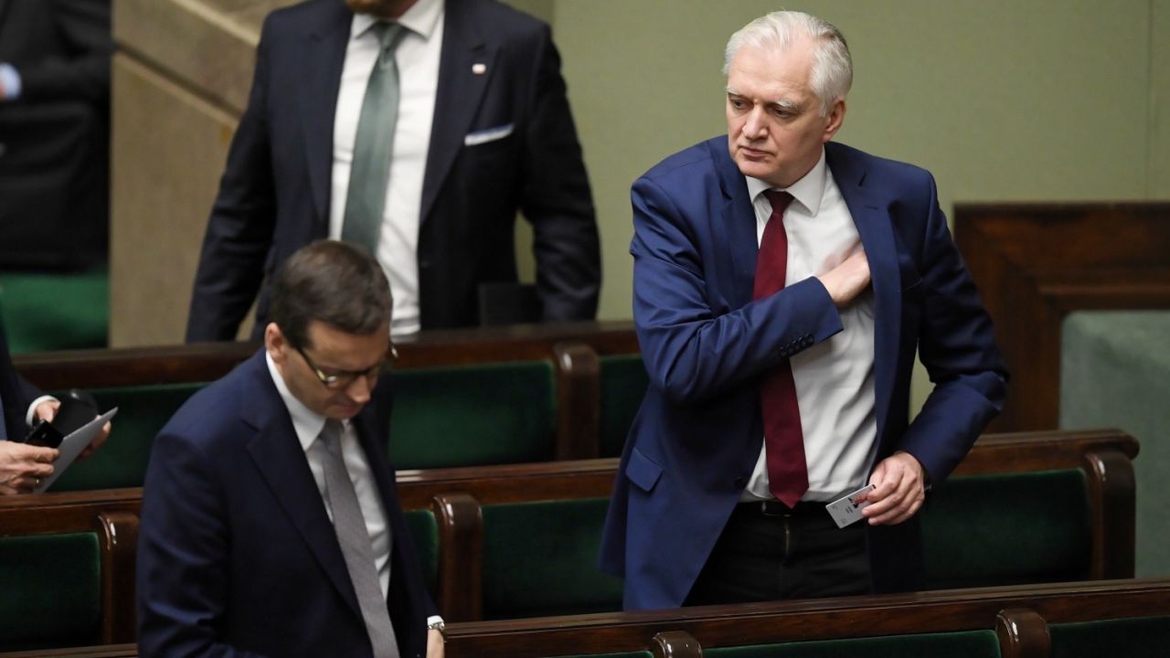 – To jest taki czas, kiedy trzeba przestać myśleć o gierkach politycznych – mówił wicepremier (fot. PAP/Radek Pietruszka) – To jest taki czas, kiedy trzeba przestać myśleć o gierkach politycznych – mówił wicepremier (fot. PAP/Radek Pietruszka)