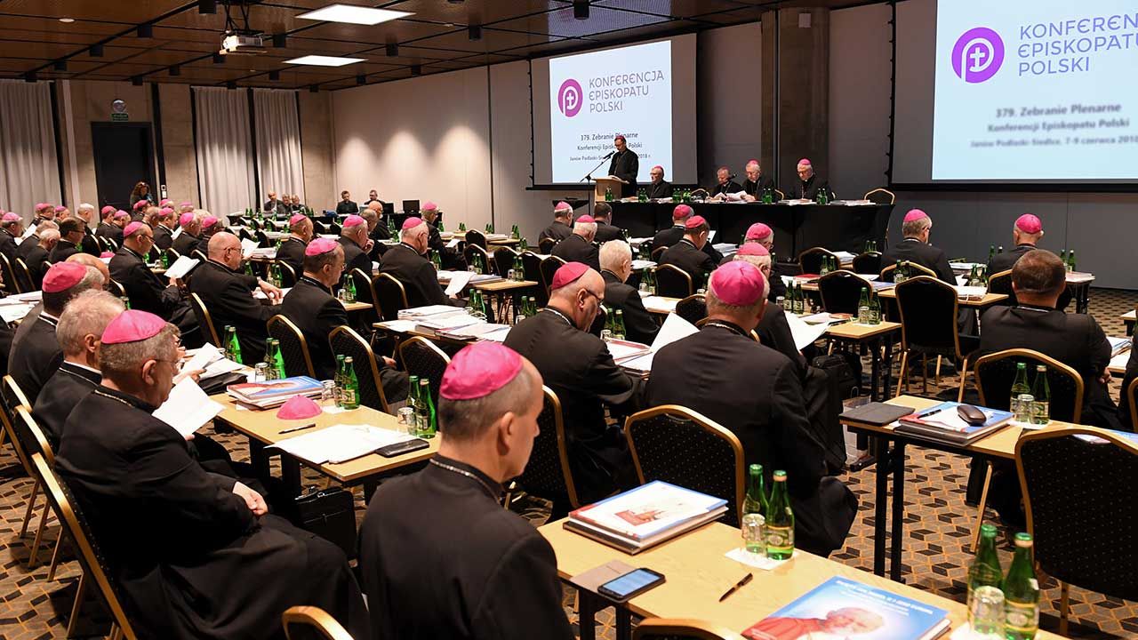 382. Zebranie Plenarne Konferencji Episkopatu Polski (fot. arch. PAP/Wojciech Pacewicz) 382. Zebranie Plenarne Konferencji Episkopatu Polski (fot. arch. PAP/Wojciech Pacewicz)