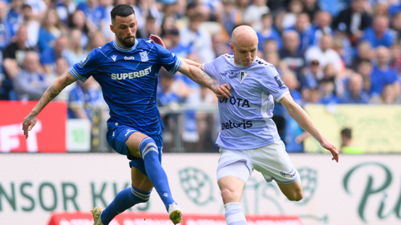 Rafał Kurzawa (po prawej, fot. PAP)