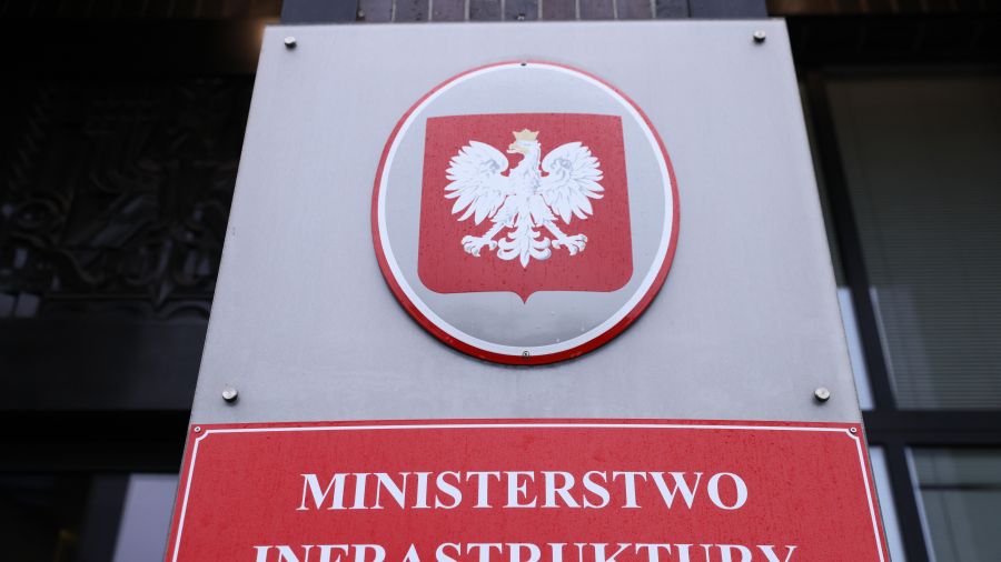 Warszawa, siedziba resortu na ul. Chałubińskiego w Warszawie /PAP/Leszek Szymański