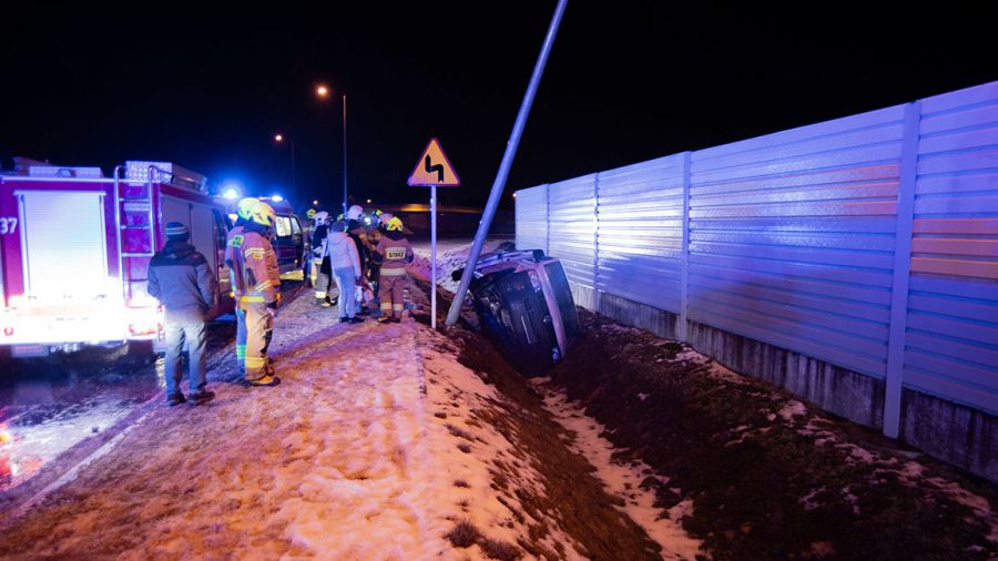 Wypadek W Gminie Rzgów Bus Wjechał Do Rowu