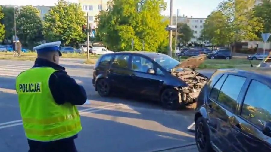 Policja bada okoliczności wypadku (mat. S. Rymaszewski)