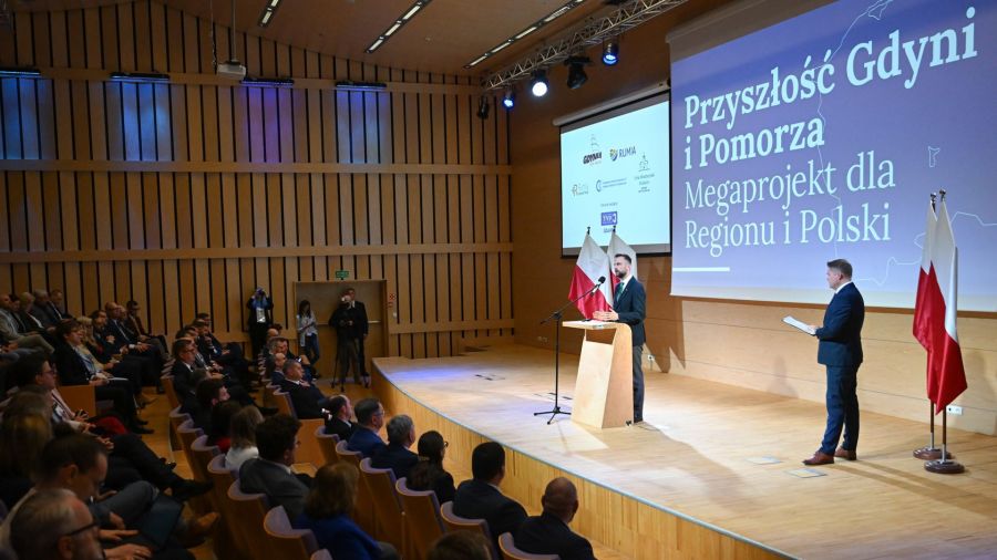 Wicepremier zapowiedział powstanie „Kaszubii - Zielonego Okręgu Przemysłowego” (fot. PAP/Adam Warżawa)