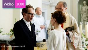 WIDEO 1000: Już jej niosą suknię z welonem...