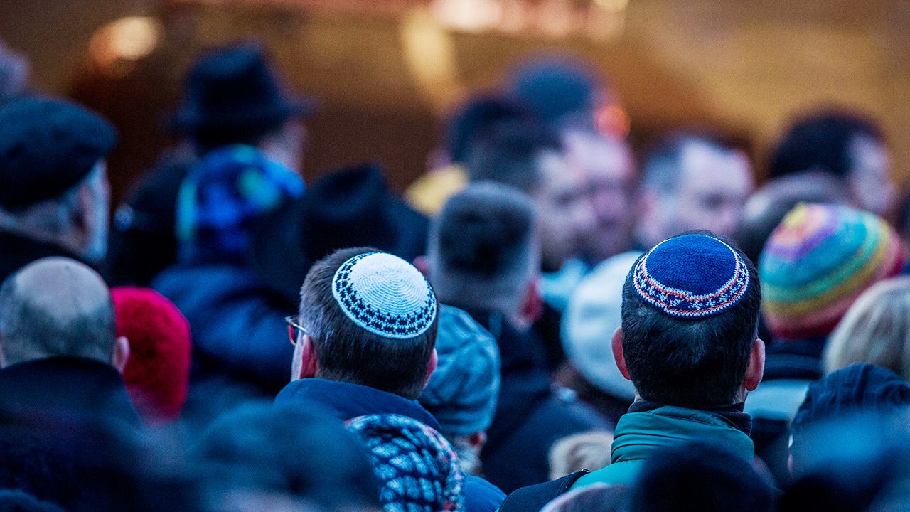 W Niemczech coraz częściej dochodzi do ataków na Żydów (fot. Carsten Koall/Getty Images)