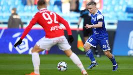 Grzegorz Tomasiewicz w meczu Stali z Wisłą Kraków (fot. PAP)