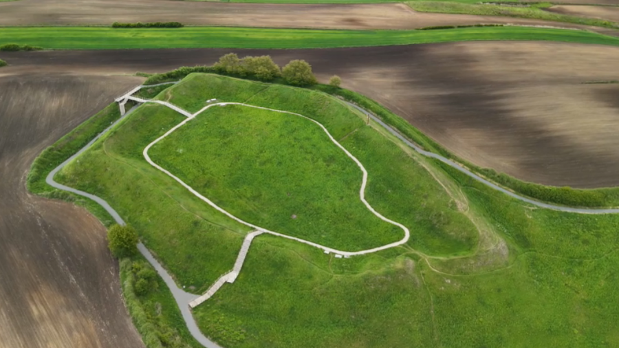 Nowe oblicze Grodziska w Stradowie. Historyczne miejsce zostało otwarte dla turystów