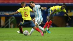 Wilmar Barrios i Lionel Messi podczas półfinału Copa America Argentyna – Brazylia (fot. Getty)