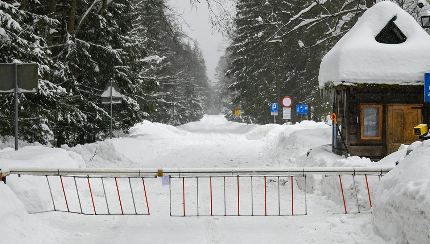 W poniedziałek w Tatrach zapowiadana jest zmiana pogody (fot. Marcin Szkodzinski / Forum)