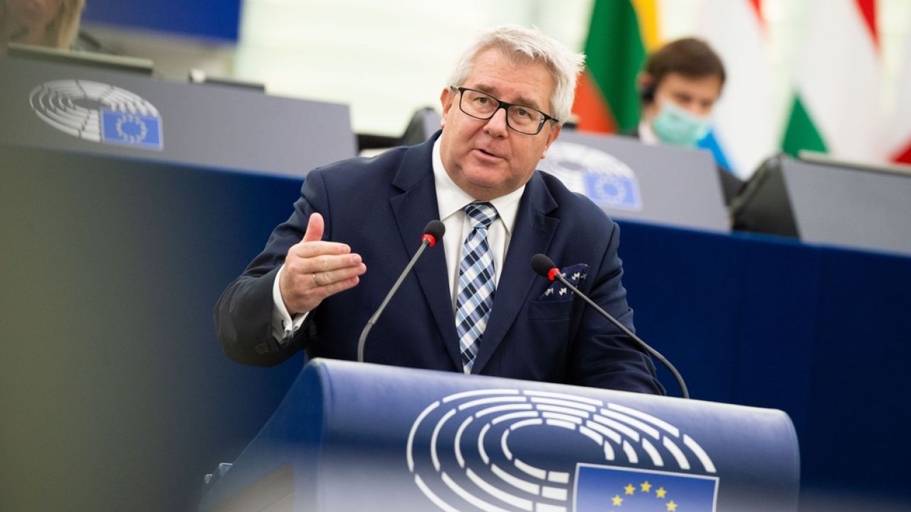 Sankcje UE ws. Białorusi. Ryszard Czarnecki komentuje (fot. European Union 2021, EP, Brigitte HASE)