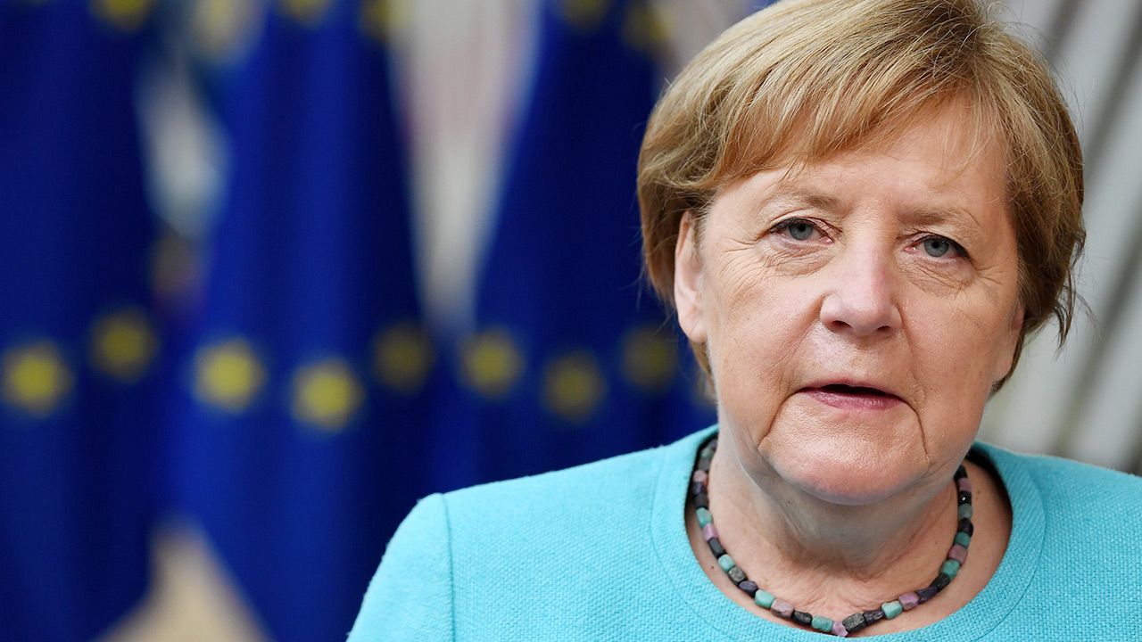 Angela Merkel broni swojej propozycji ws. rozmów z Rosją(fot. PAP/EPA/JOHN THYS / POOL)