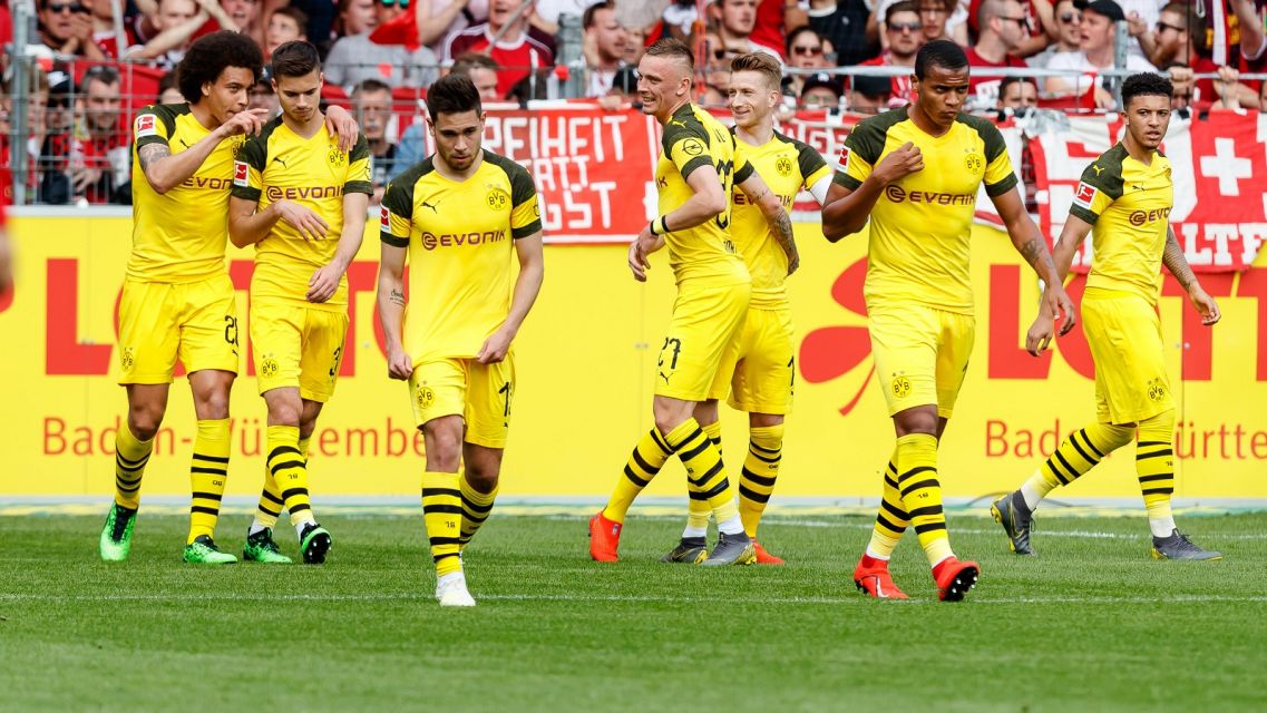 Znalezione obrazy dla zapytania piszczek freiburg