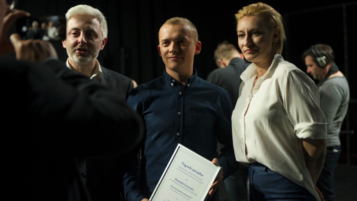 Konrad otrzymał Nagrodę specjalną za „wybitną kreację aktorską”… (fot. N. Młudzik/TVP)
