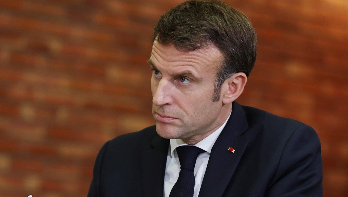 Emmanuel Macron: to normalne, że rząd przygotowuje się na wyjątkowe sytuacje (fot. PAP/EPA/Christophe Petit Tesson / POOL)